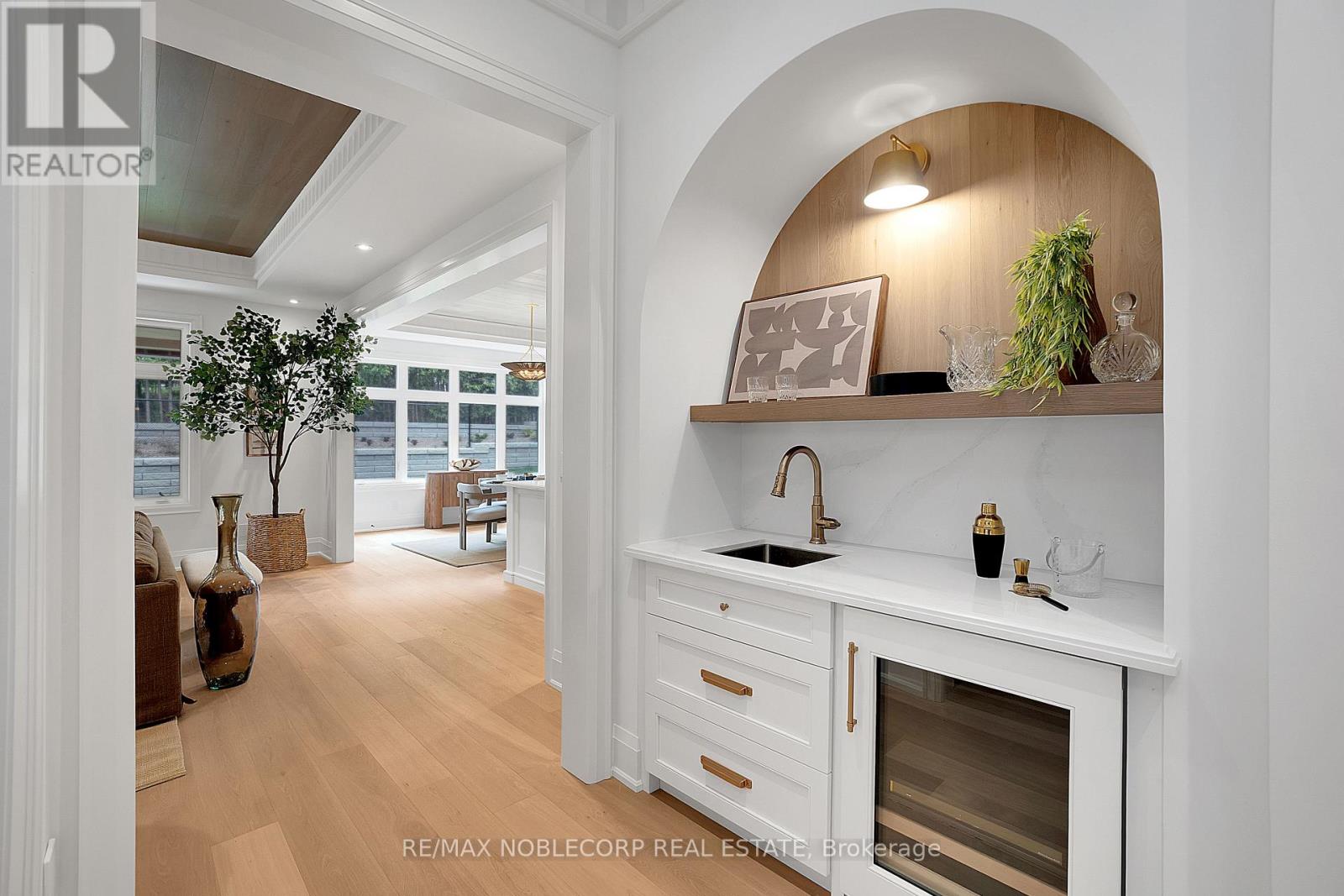 53B PUCCINI DRIVE - 7