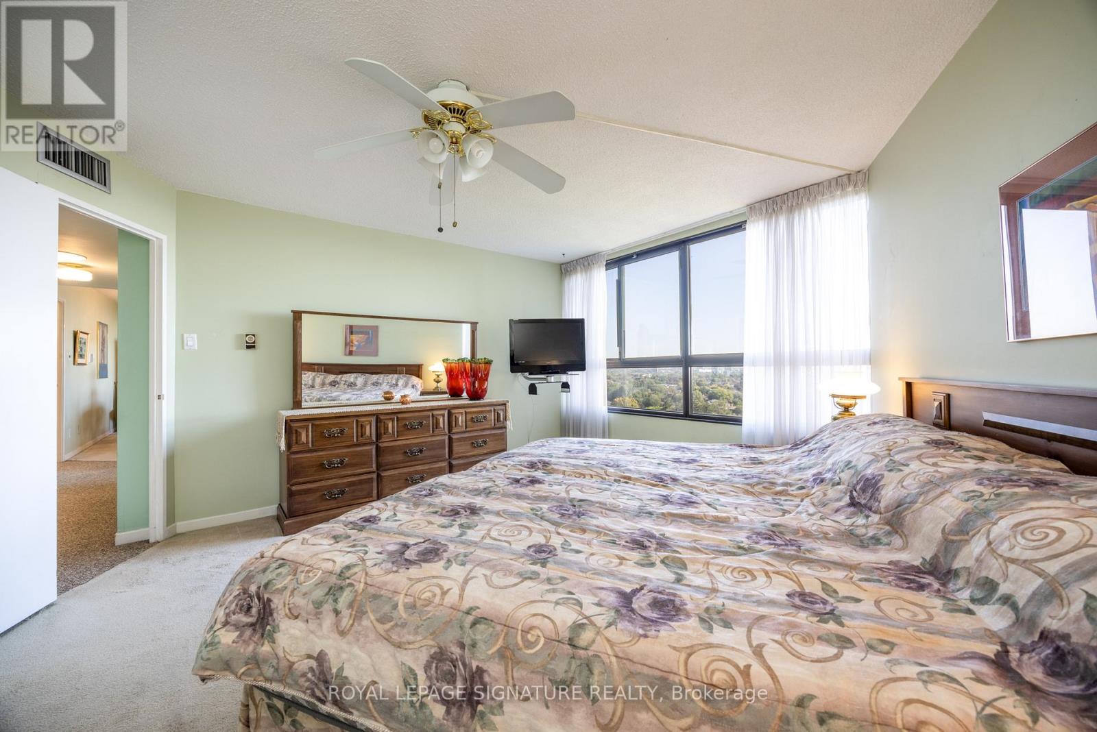 #1405 1300 BLOOR STREET - 21