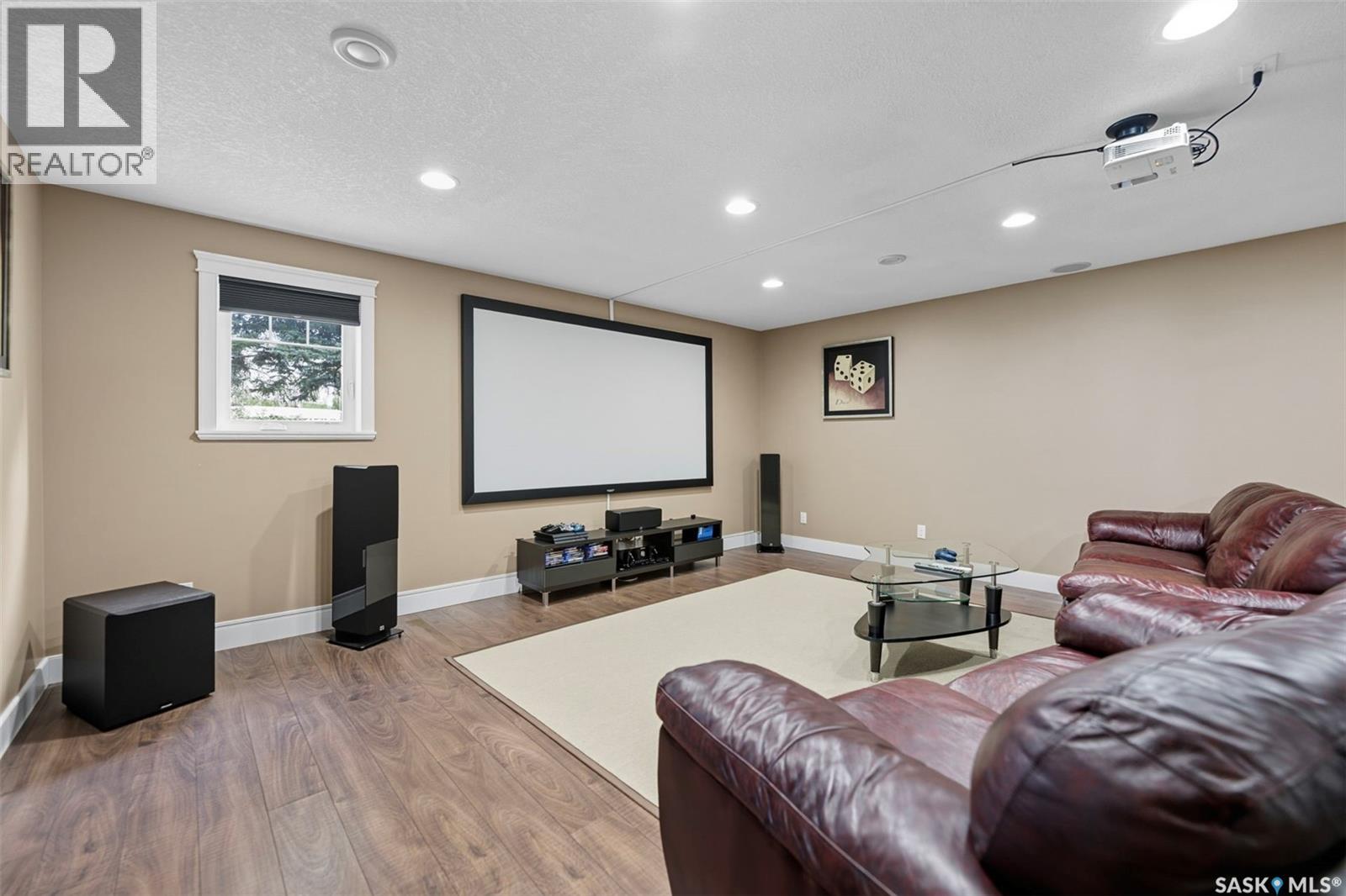 101 6th AVENUE W - 27