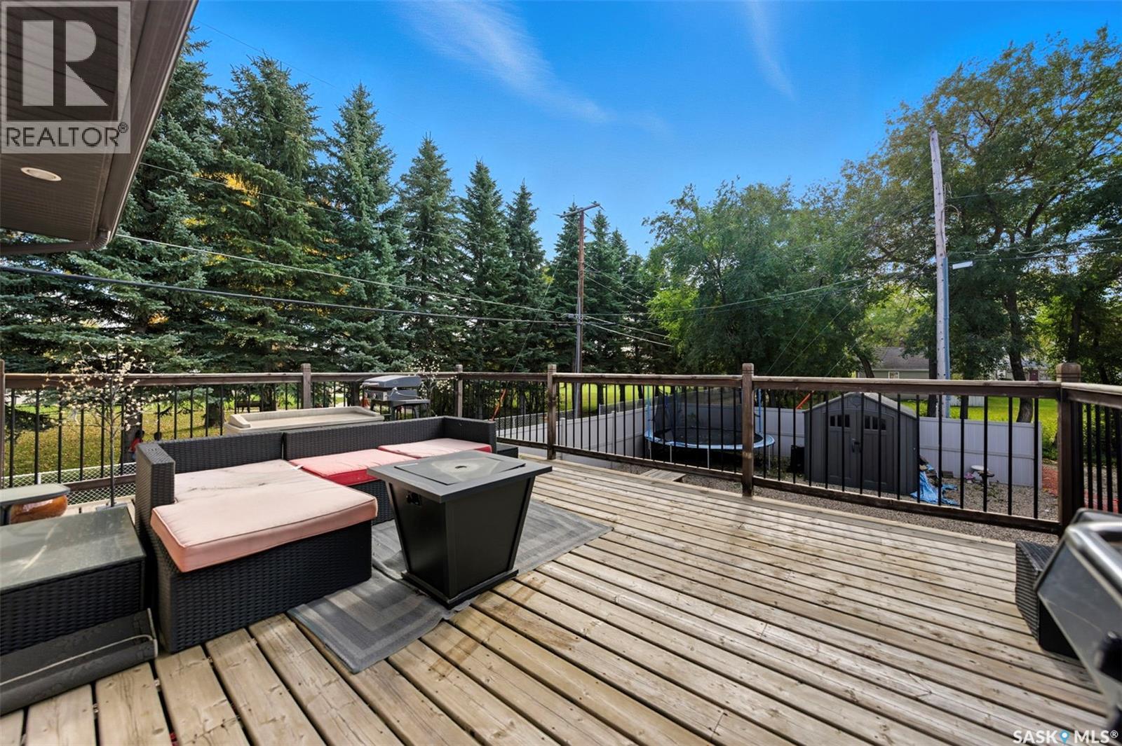 101 6th AVENUE W - 33