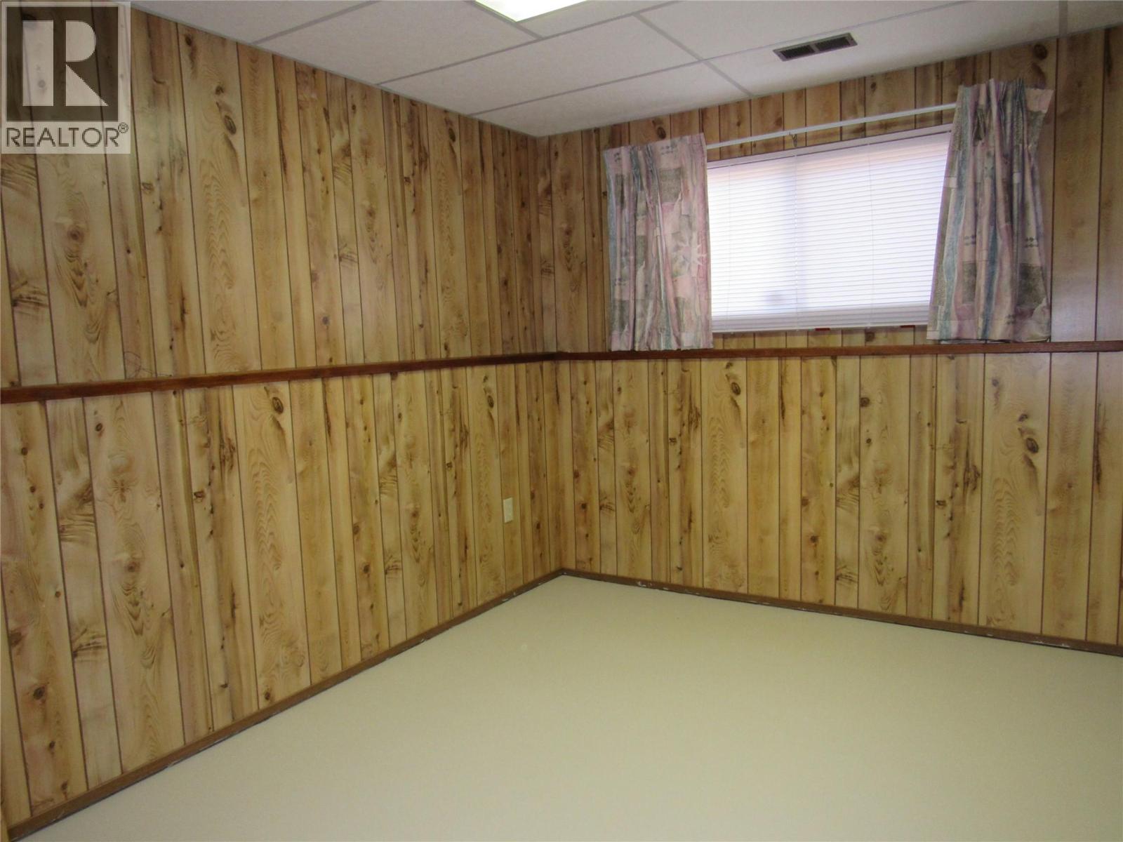 519 10th Avenue, Castlegar