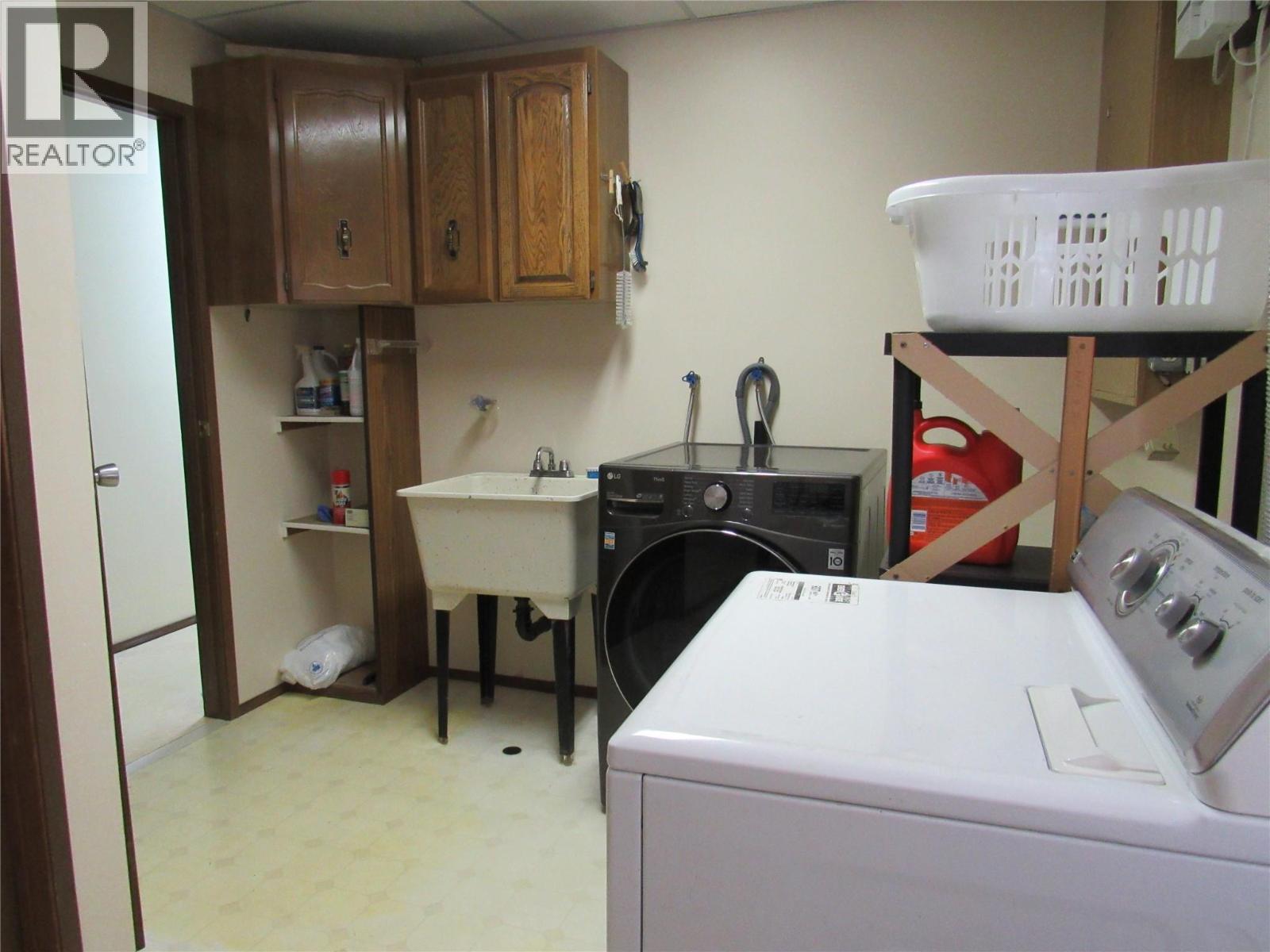 519 10th Avenue, Castlegar