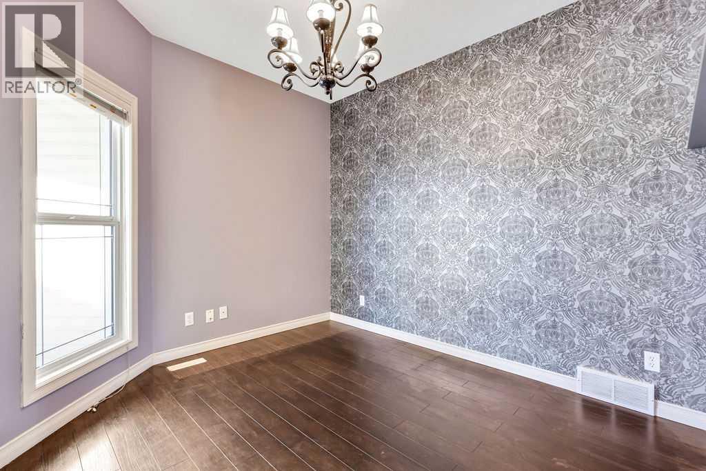 30 Drake Landing Road - Photo 4 of 32, Okotoks, Alberta