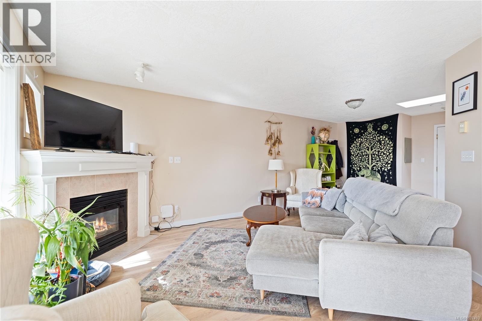 408 1025 Meares Street, Victoria