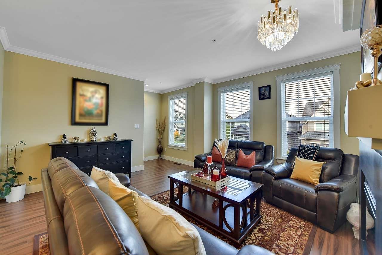 21136 80A AVENUE, Langley