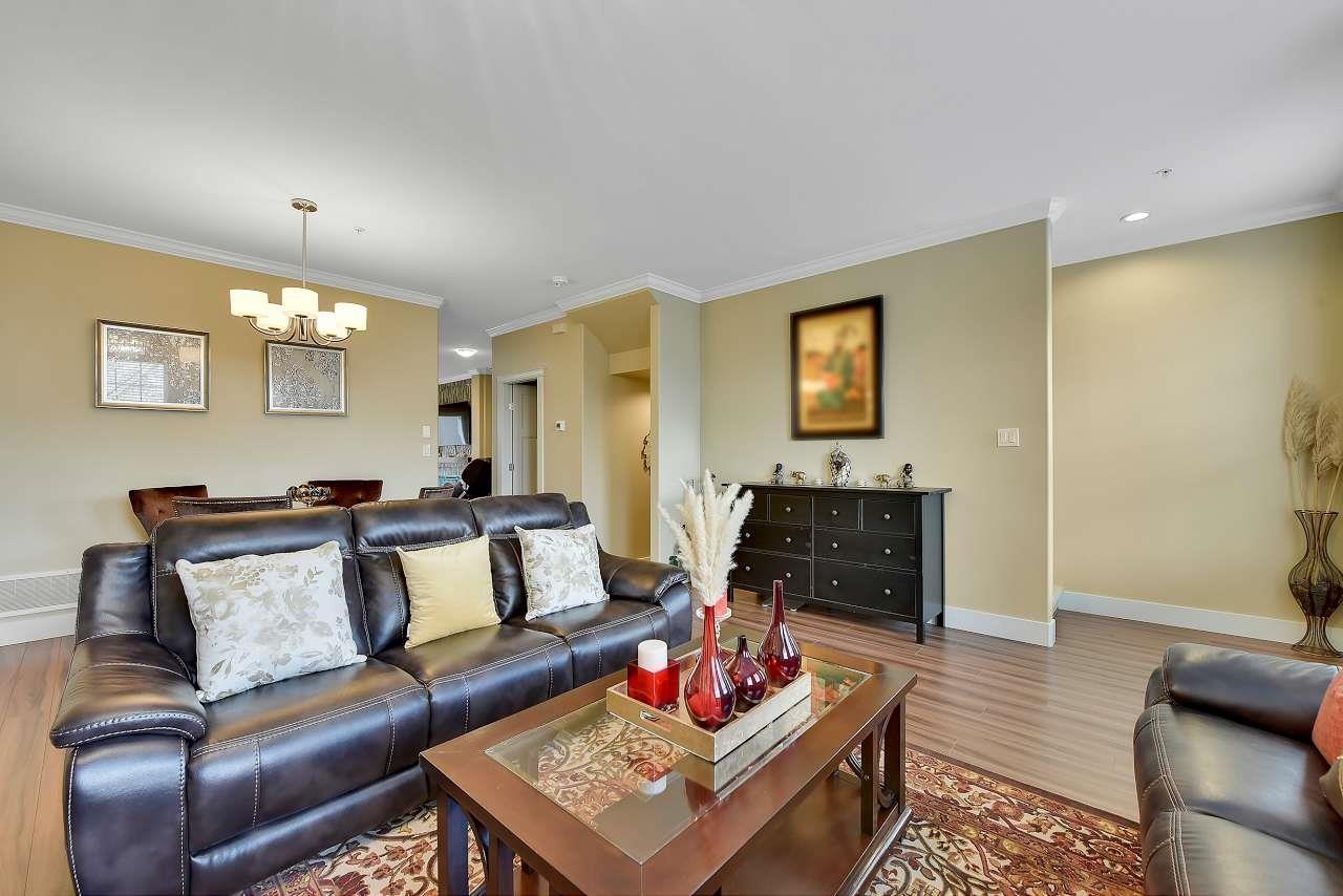 21136 80A AVENUE, Langley