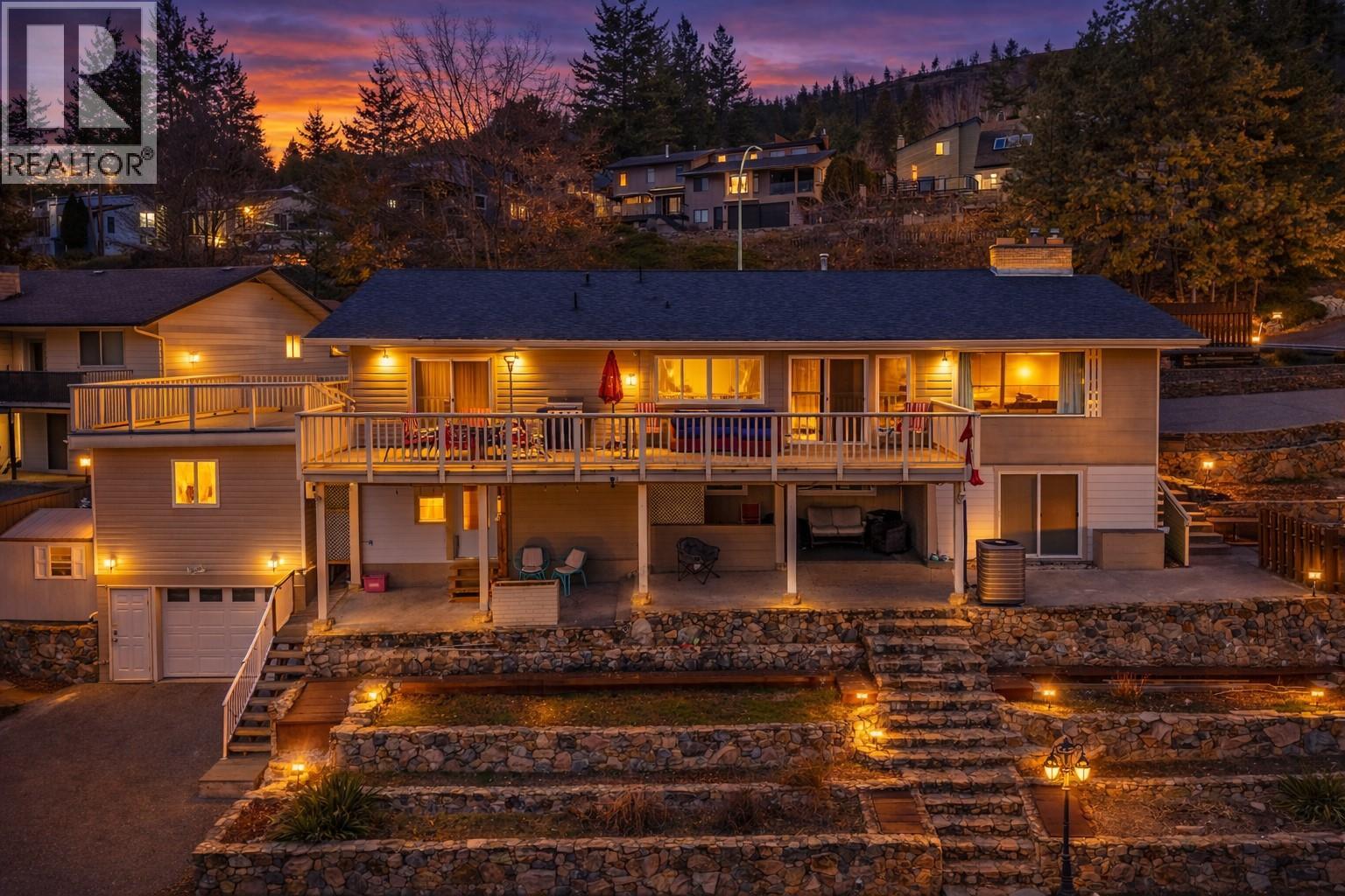 1572 Parkinson Road, West Kelowna