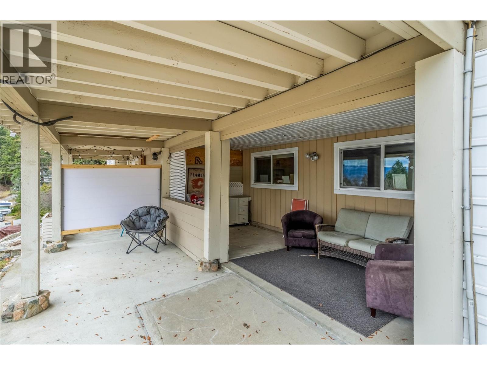 1572 Parkinson Road, West Kelowna