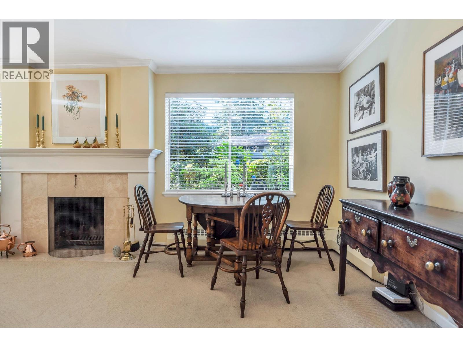 208 235 KEITH ROAD, West Vancouver