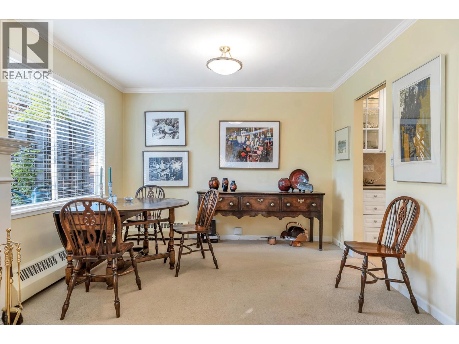 208 235 KEITH ROAD, West Vancouver