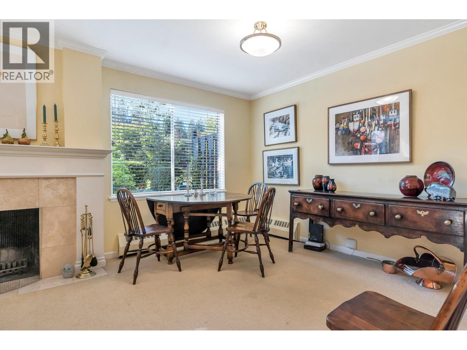 208 235 KEITH ROAD, West Vancouver