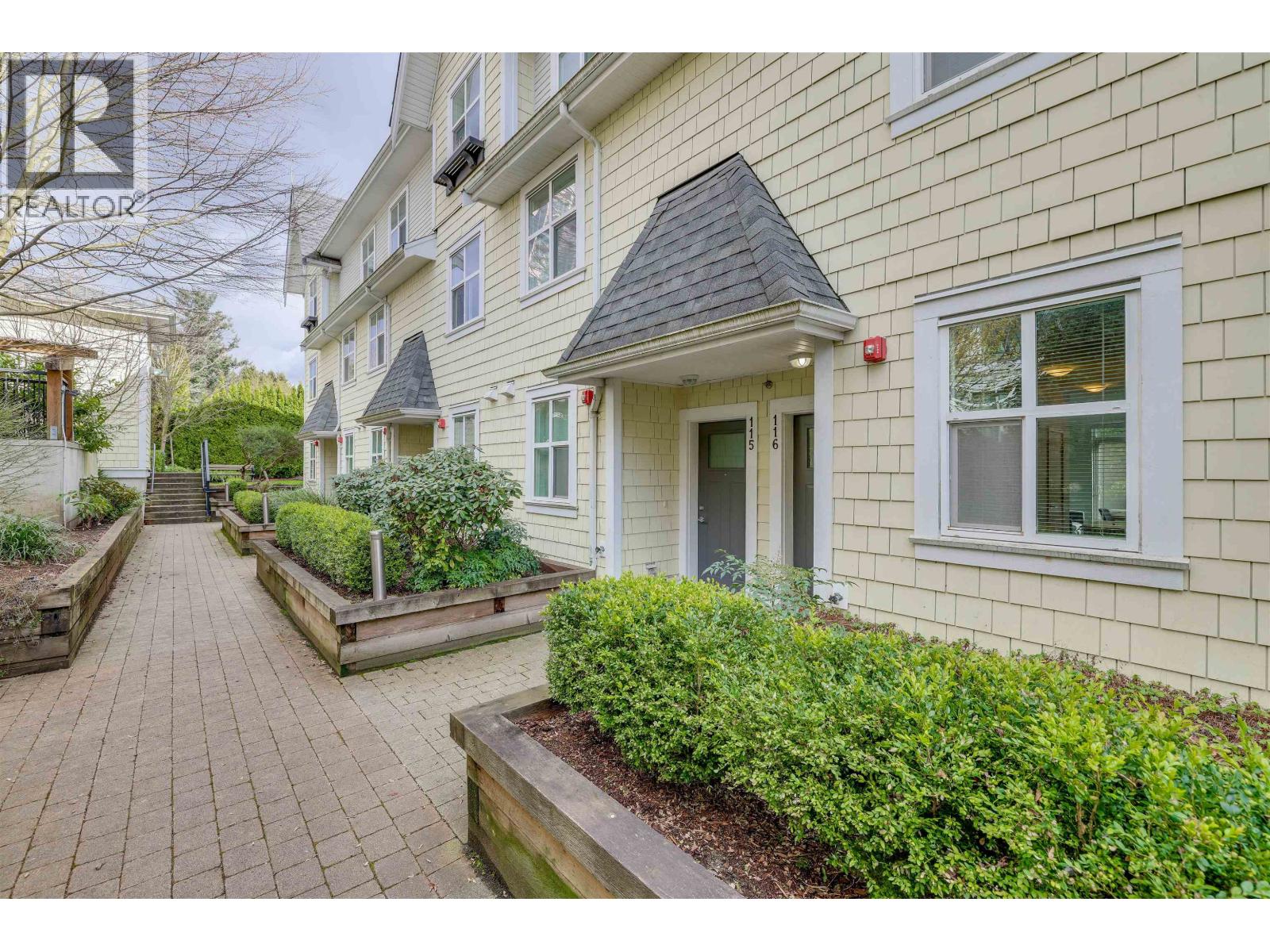 116 7250 18TH Avenue - photo 2