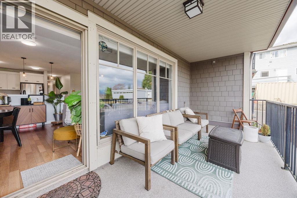 105 414 GOWER POINT ROAD, Gibsons