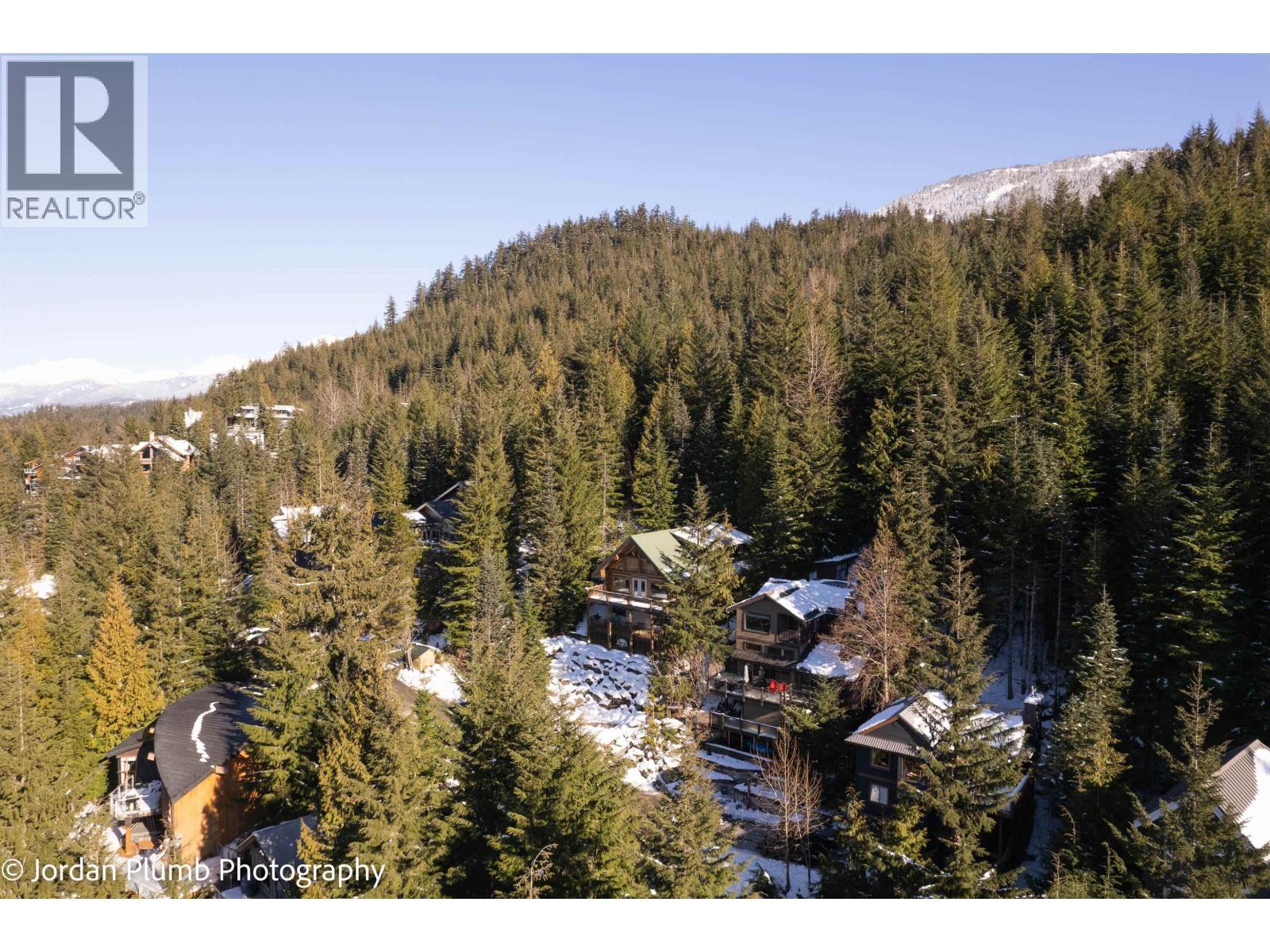 2286 BRANDYWINE WAY, Whistler