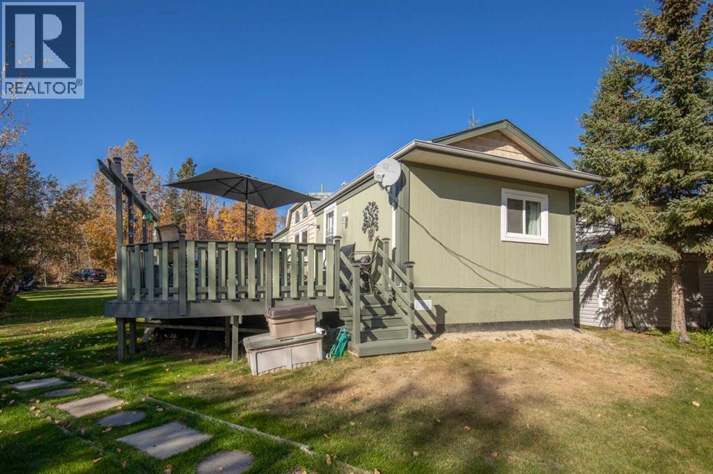 41513 Highway 771, Rural Lacombe County