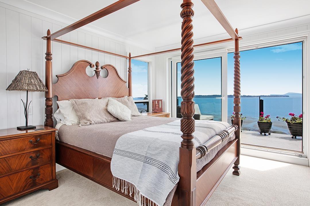 14553 SUNSET DRIVE, White Rock