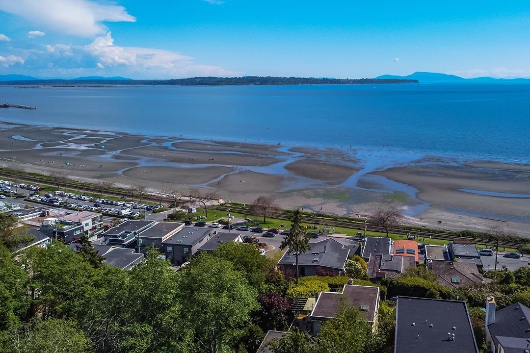 14553 SUNSET DRIVE, White Rock