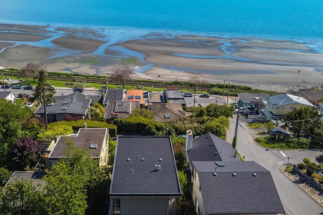 14553 SUNSET DRIVE, White Rock
