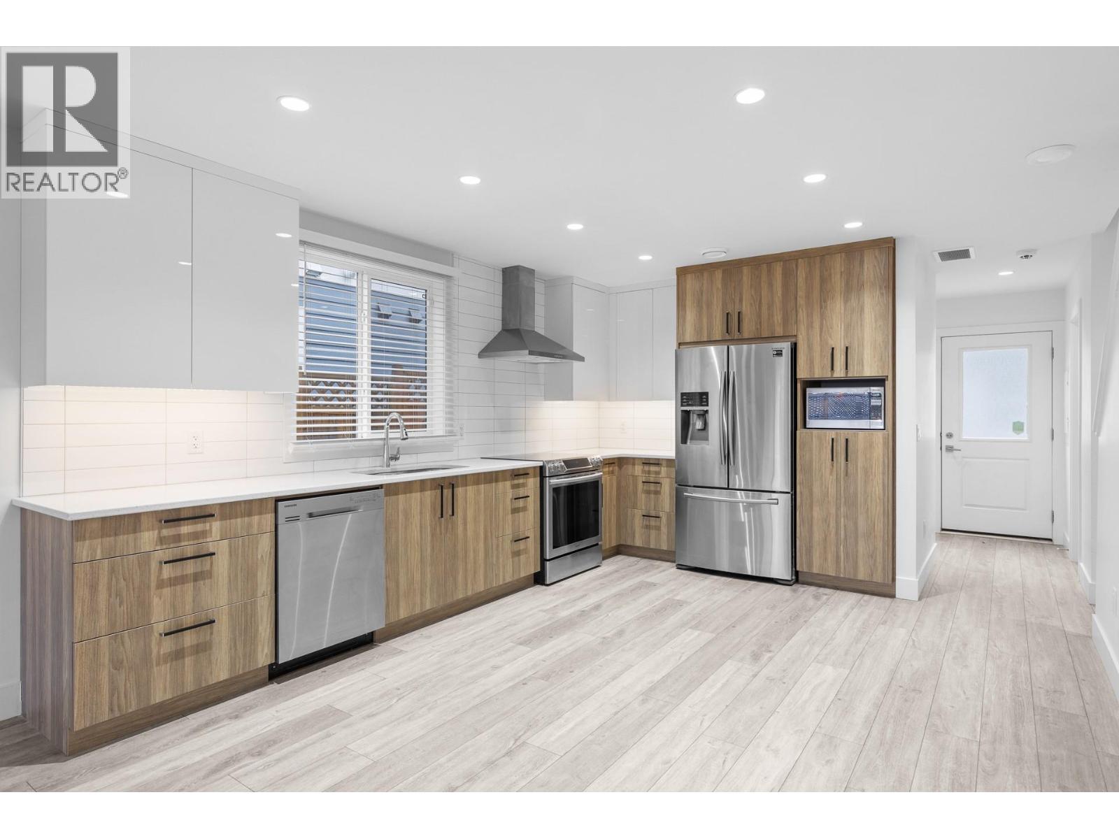 727 Cadder Avenue, Kelowna