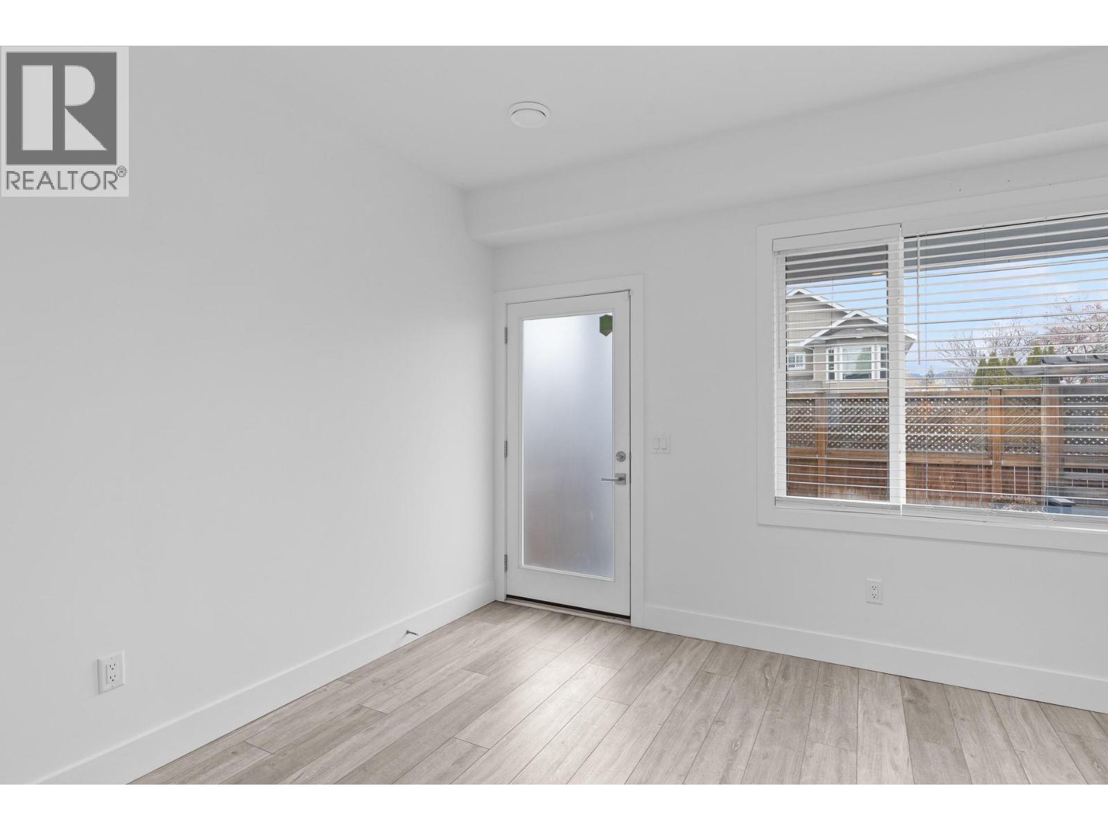 727 Cadder Avenue, Kelowna