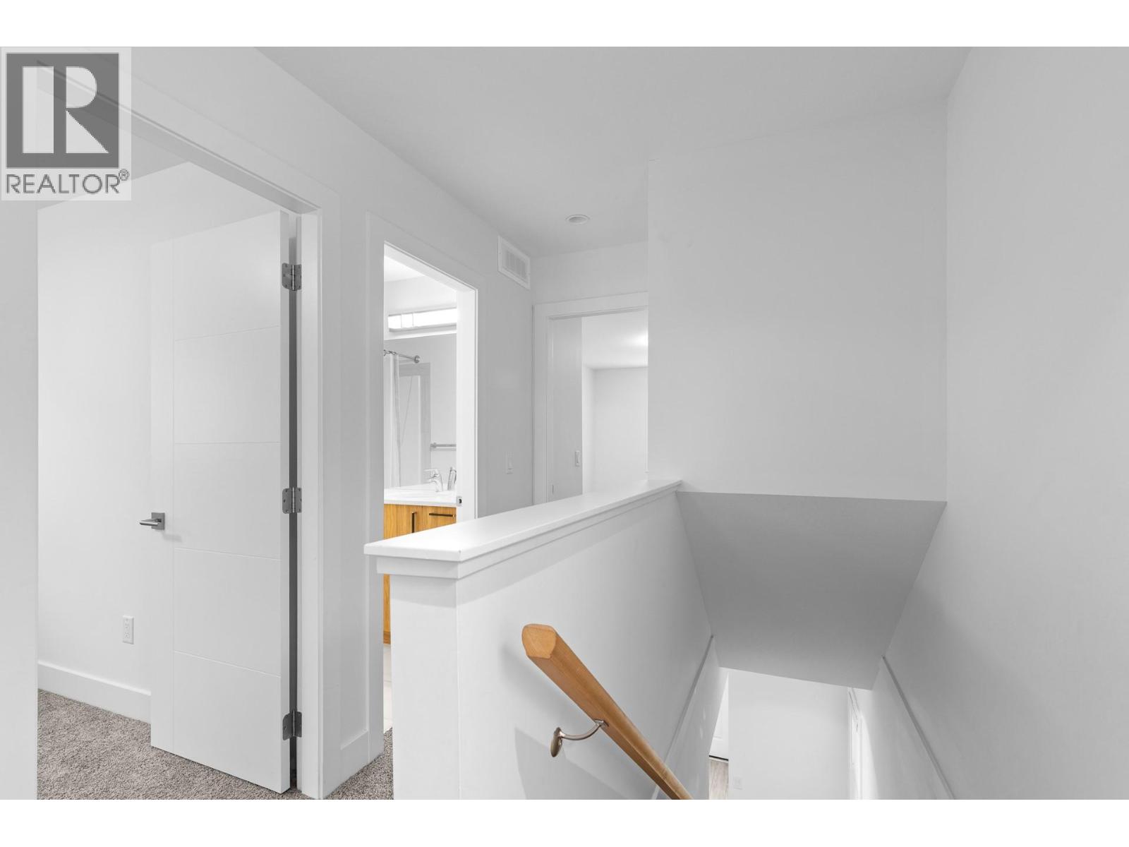 727 Cadder Avenue, Kelowna