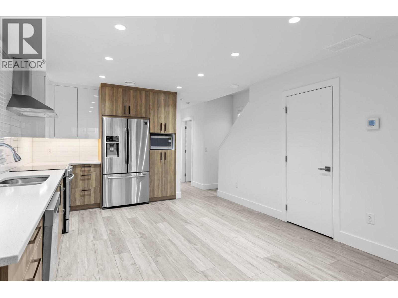 727 Cadder Avenue, Kelowna