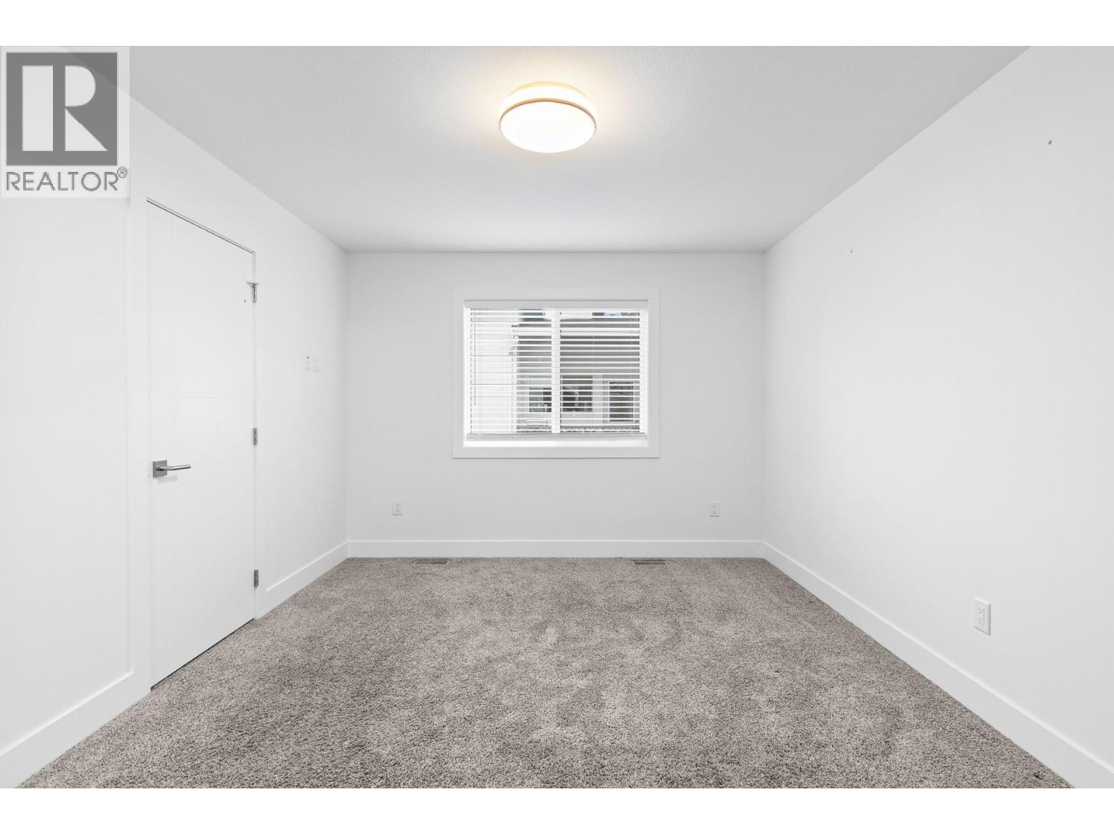 727 Cadder Avenue, Kelowna