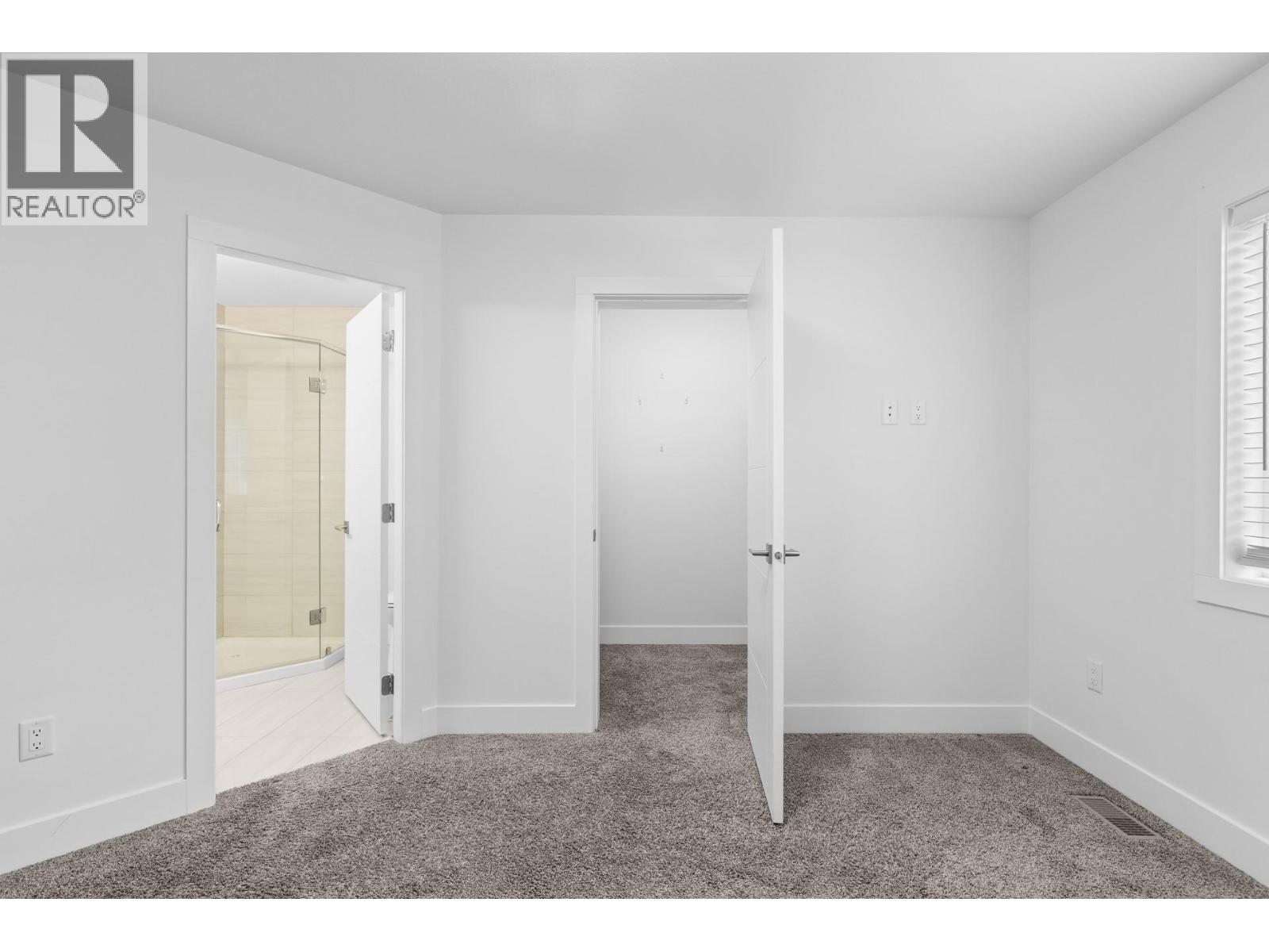 727 Cadder Avenue, Kelowna