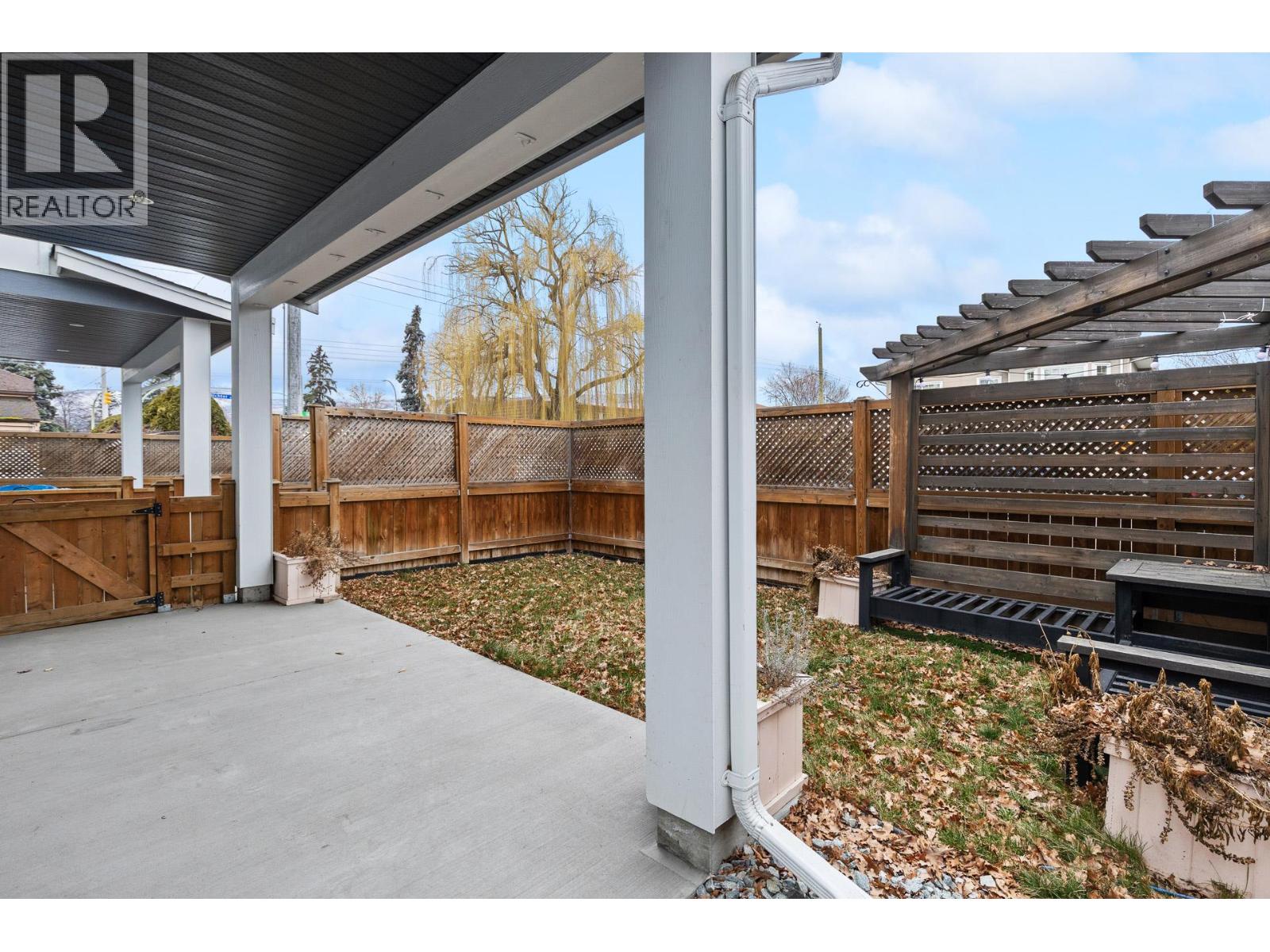 727 Cadder Avenue, Kelowna