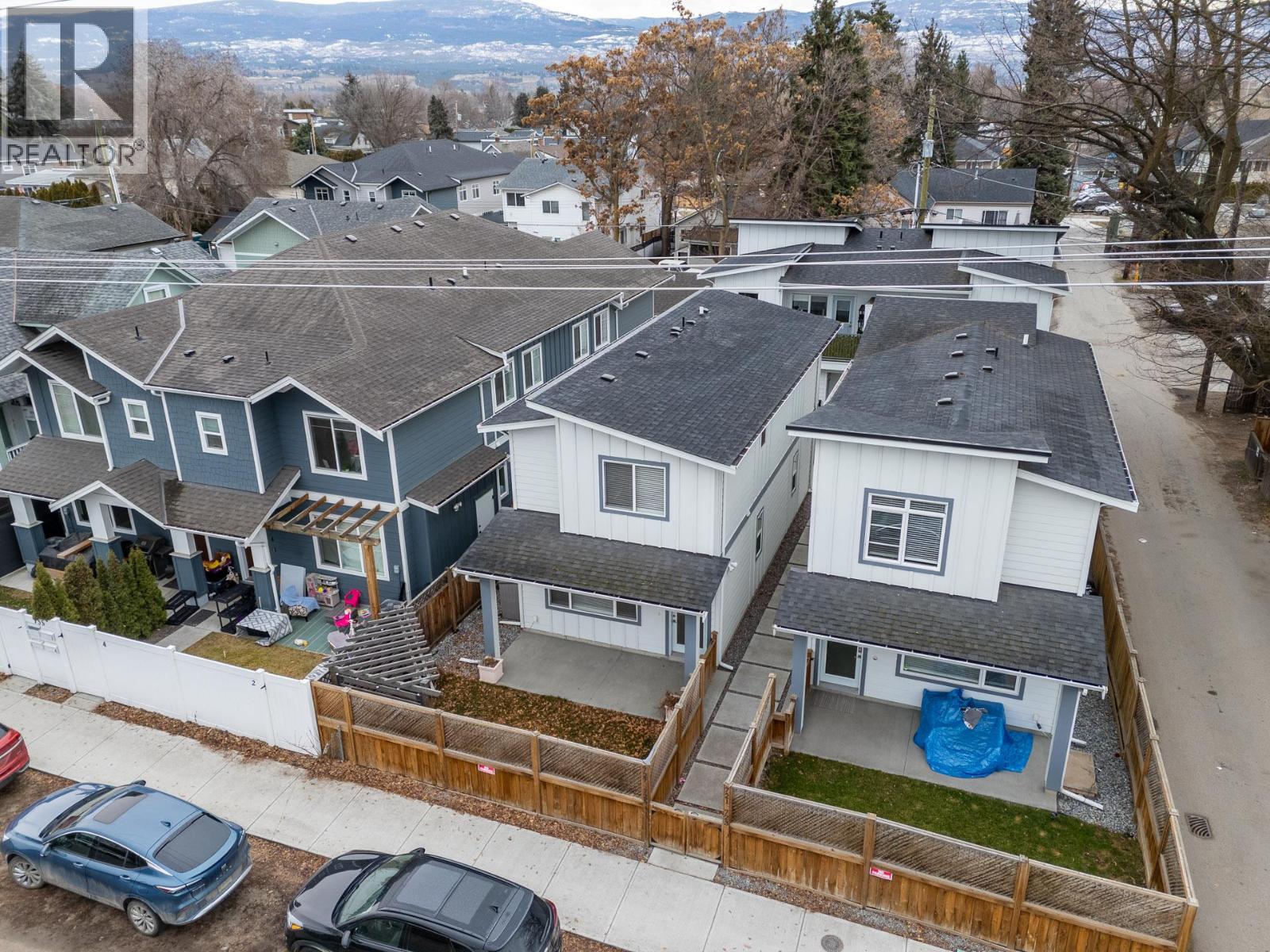 727 Cadder Avenue, Kelowna
