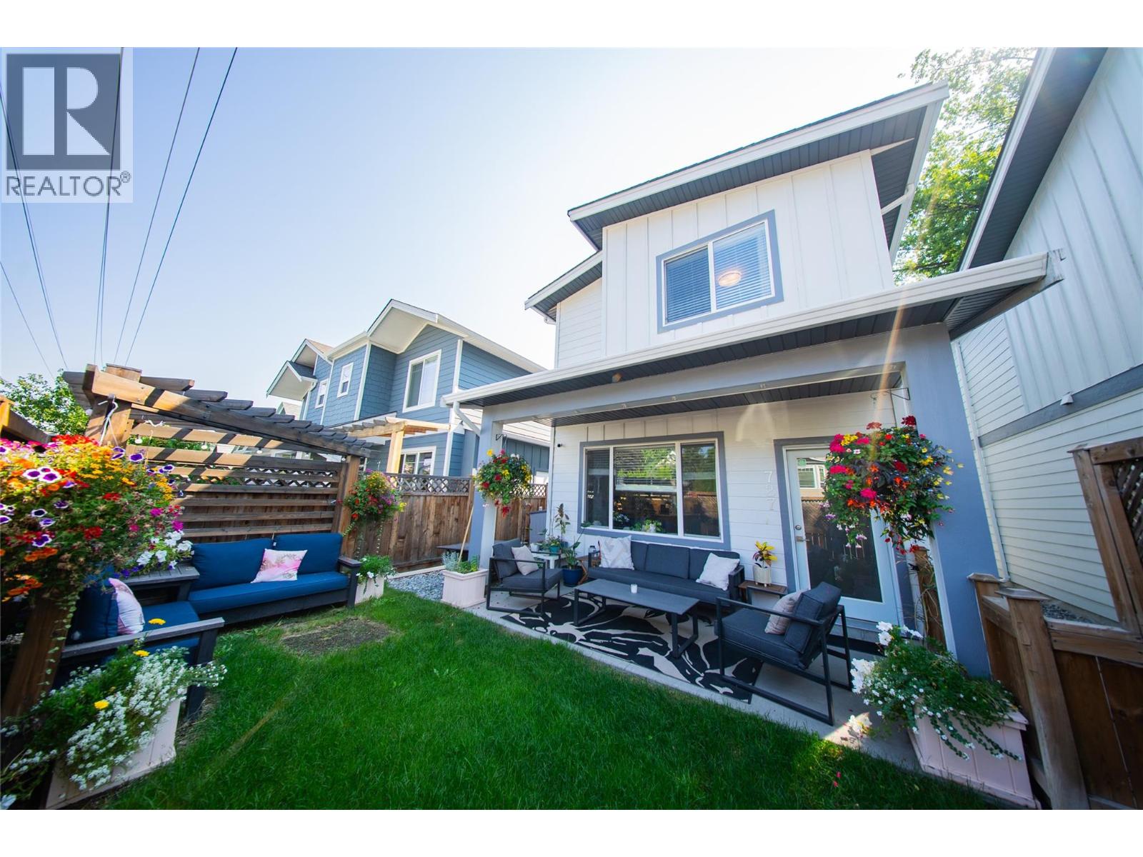 727 Cadder Avenue, Kelowna