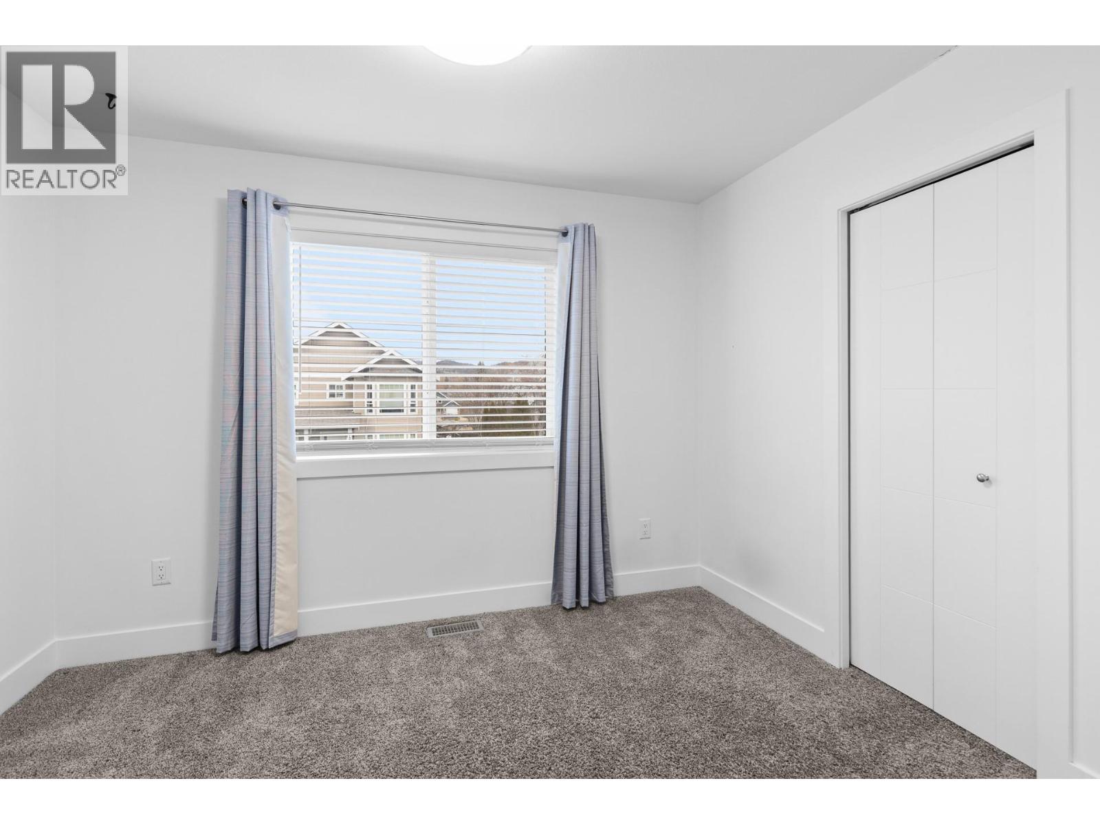 727 Cadder Avenue, Kelowna