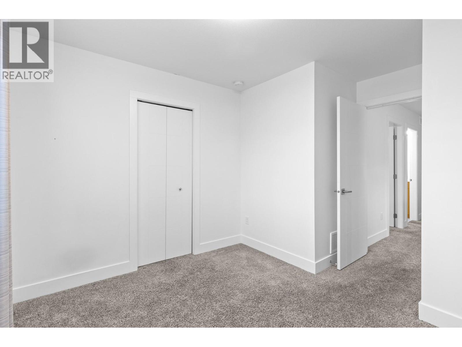 727 Cadder Avenue, Kelowna