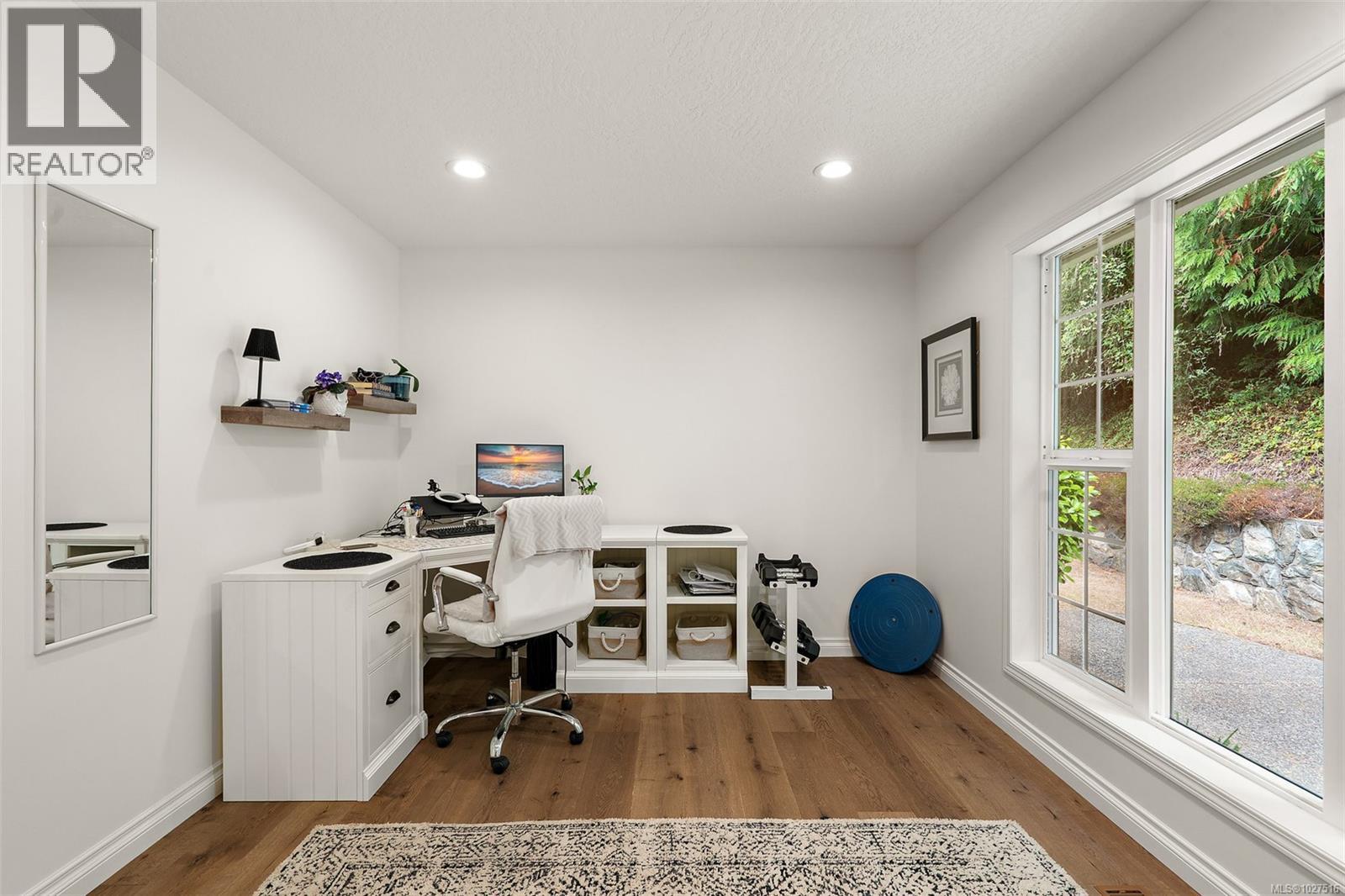 11327 Nitinat Rd, North Saanich