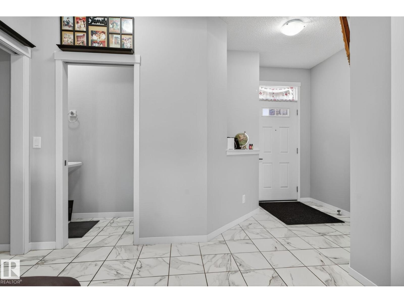 2171 51 ST SW - Photo 3 of 51, Edmonton, Alberta