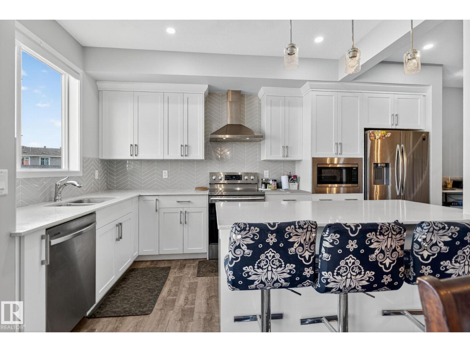 2171 51 ST SW - Main photo, Edmonton, Alberta