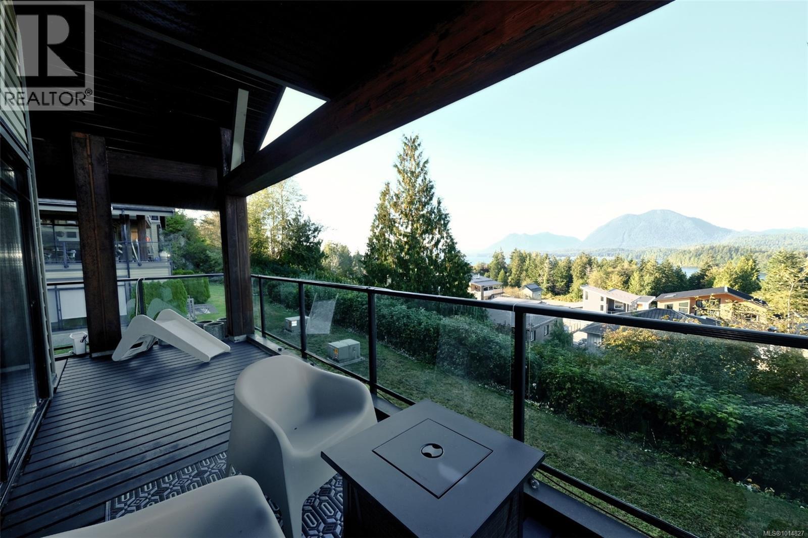 204 591 Pfeiffer Cres, Tofino