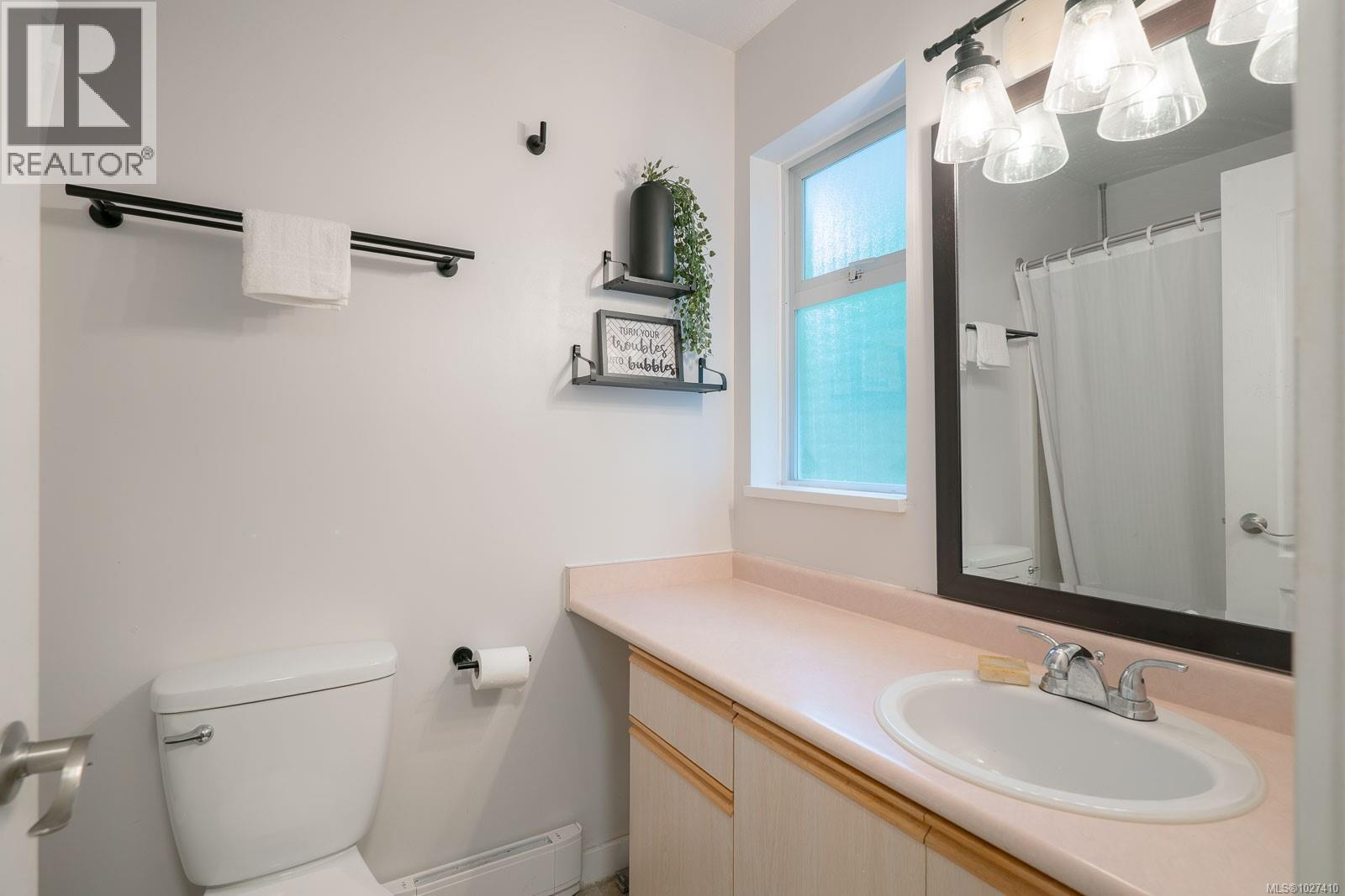 18 941 Malone Rd, Ladysmith