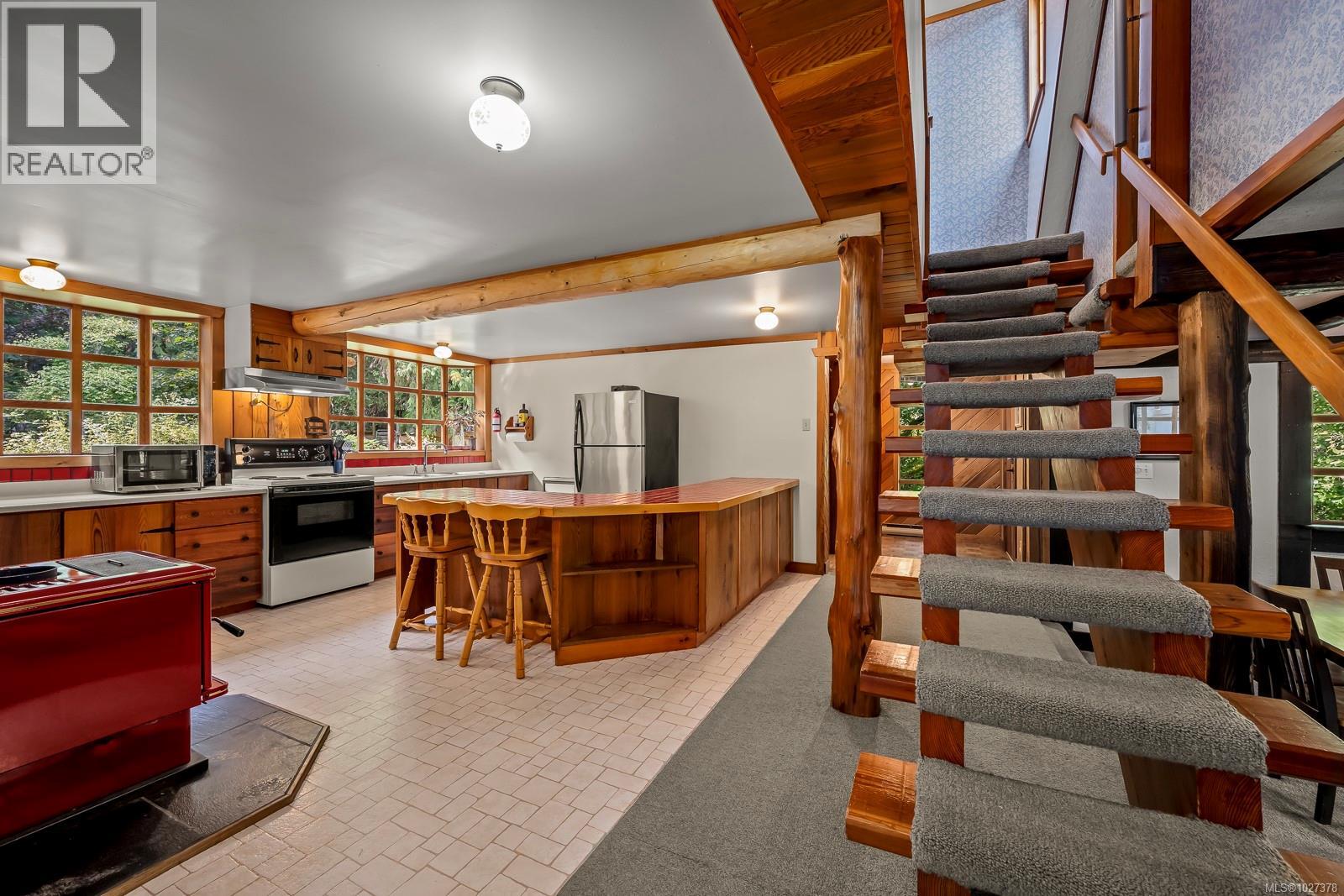 6300 ANDERSON DR - 18