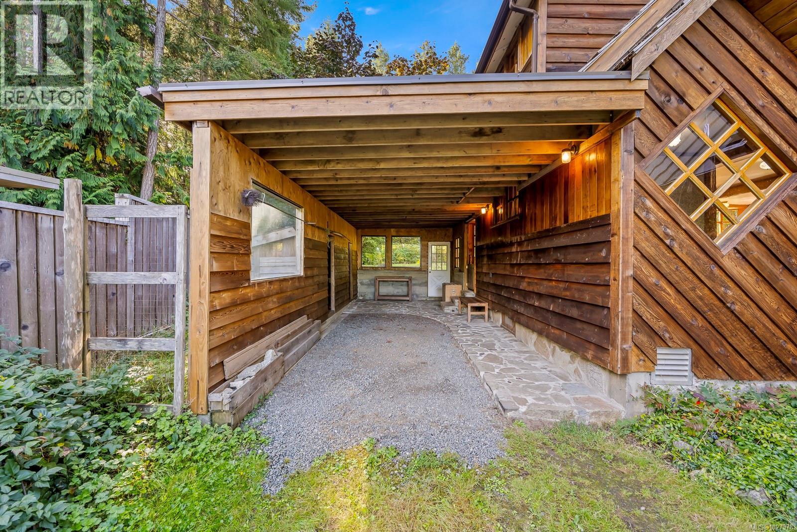 6300 ANDERSON DR - 46