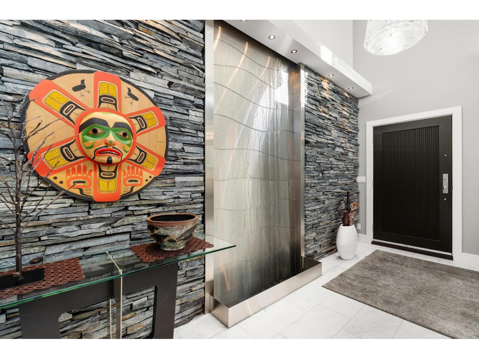 15461 18TH AVENUE, Surrey