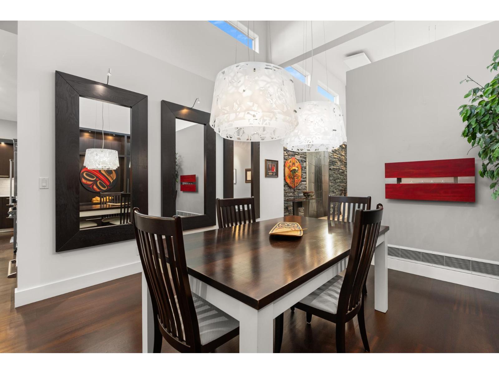 15461 18TH AVENUE, Surrey