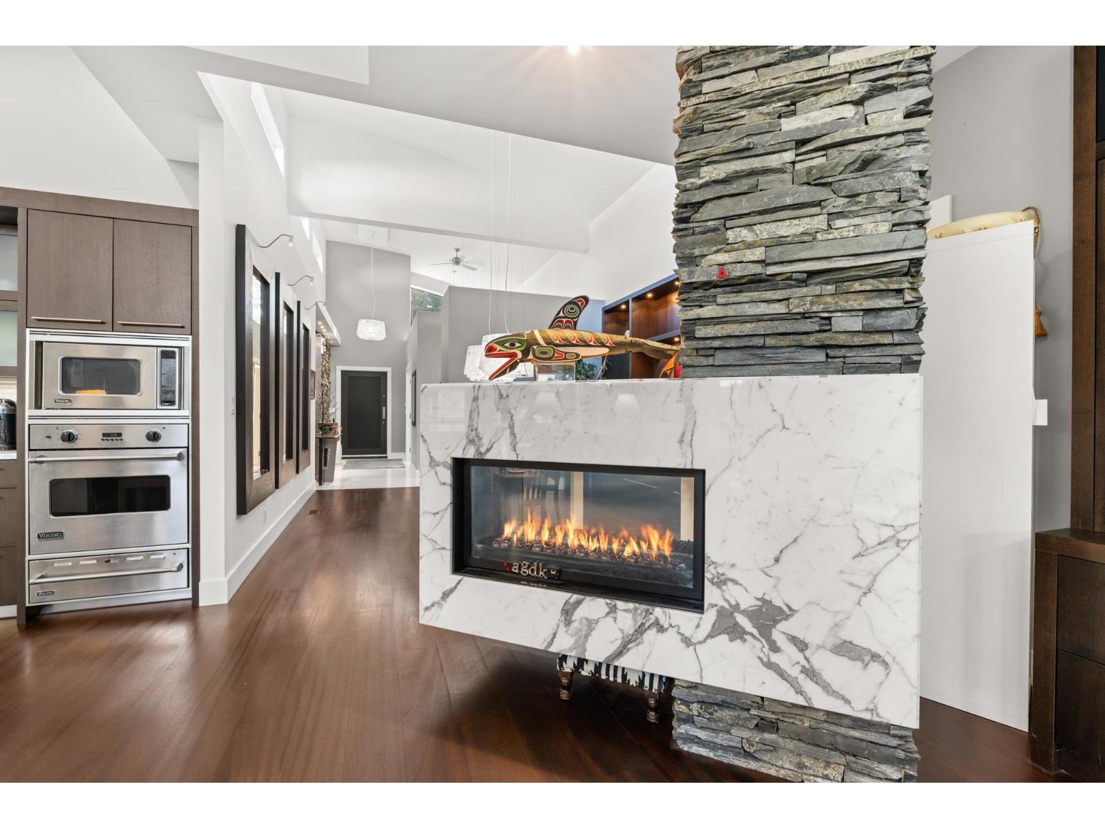 15461 18TH AVENUE, Surrey