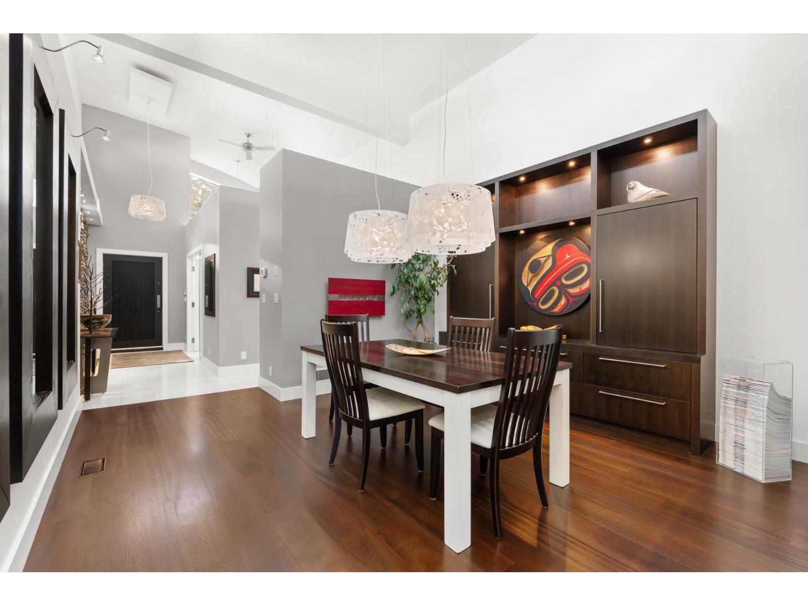 15461 18TH AVENUE, Surrey