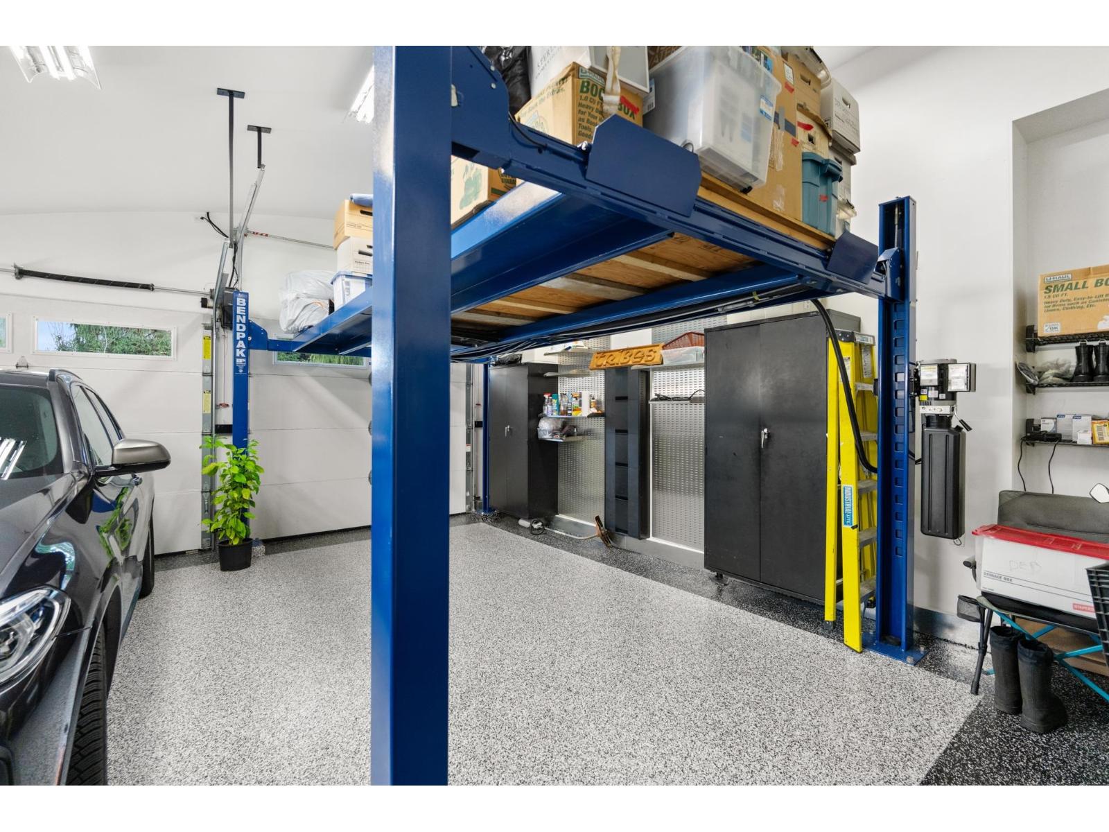 15461 18TH AVENUE, Surrey