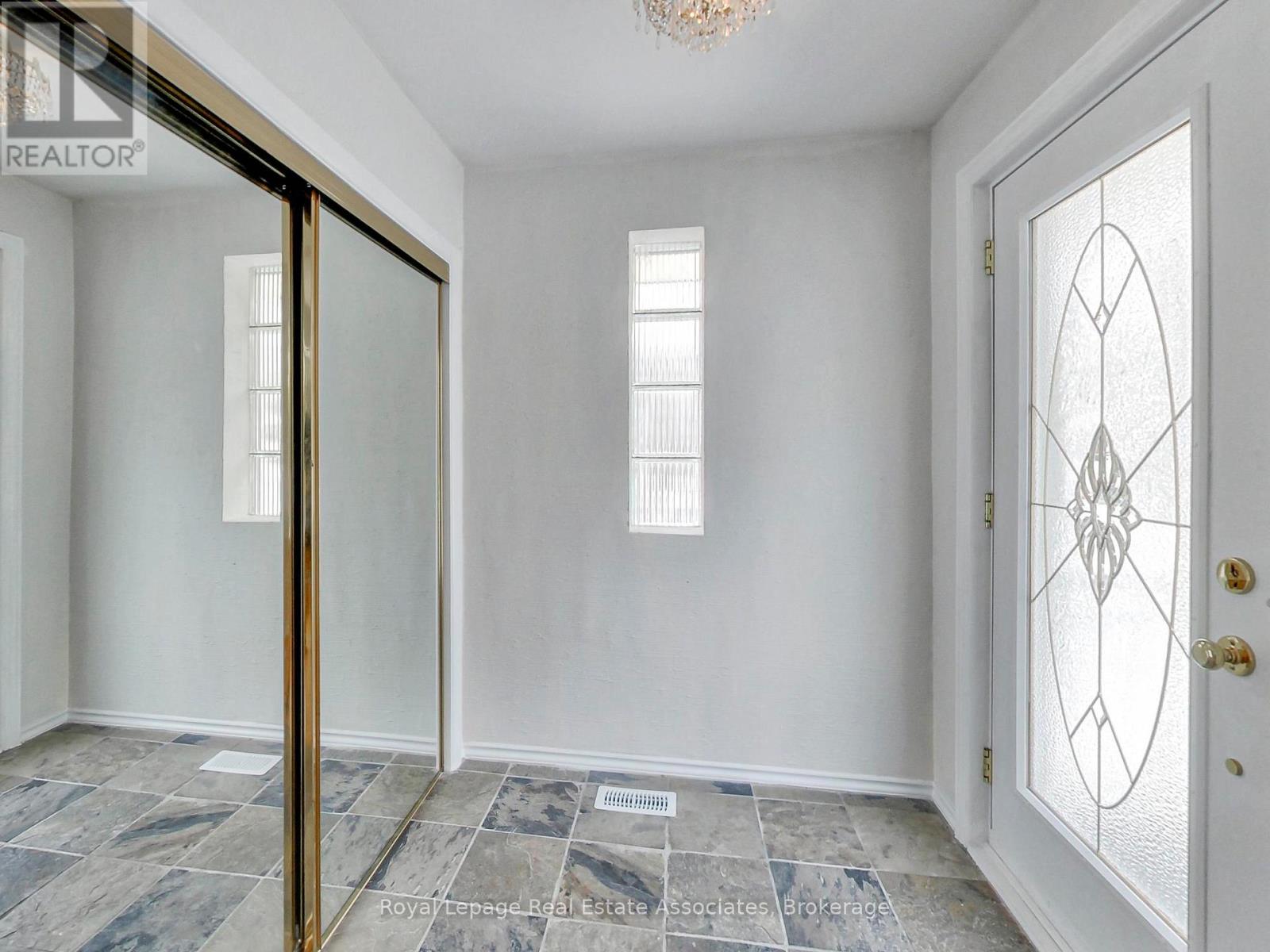9 BEAVERBROOK AVENUE - 3
