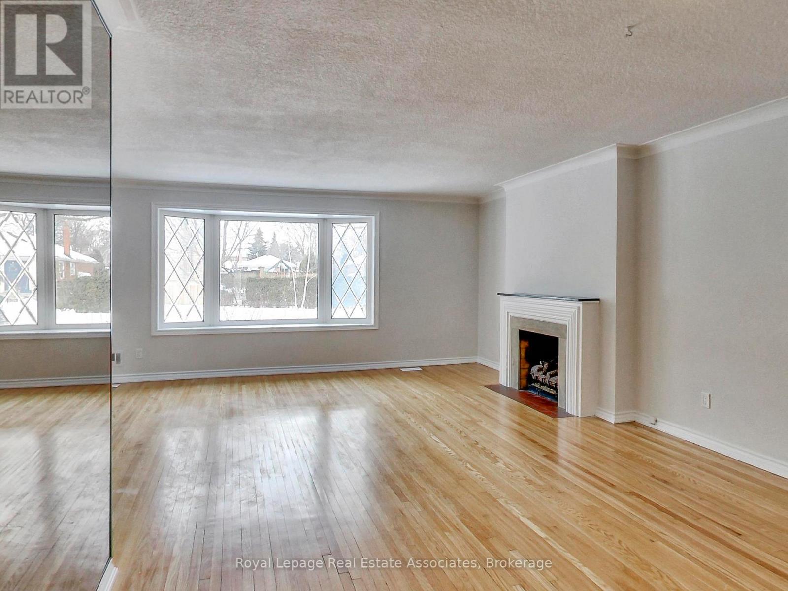 9 BEAVERBROOK AVENUE - 8
