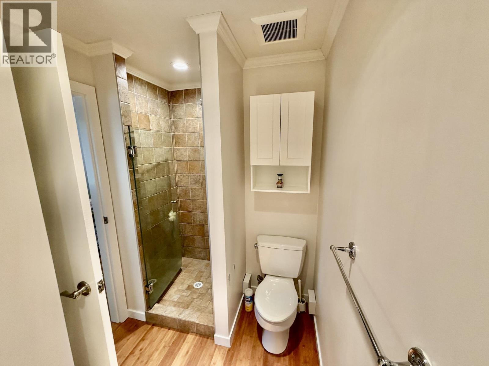 1876 BEAULYNN PLACE, North Vancouver