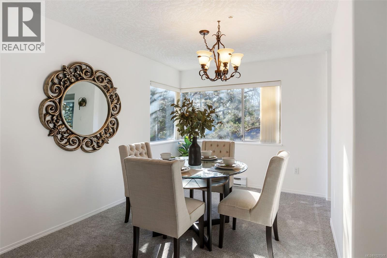 305 1100 Union Road, Saanich