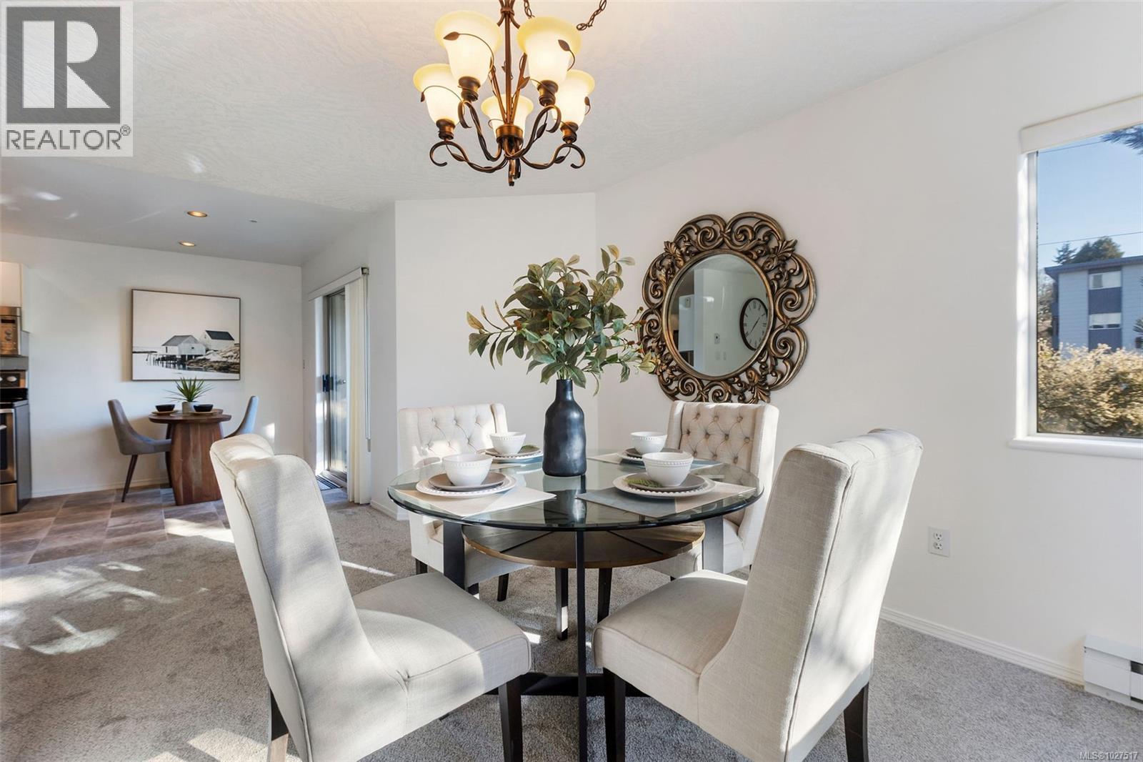 305 1100 Union Road, Saanich